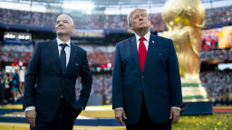 Деньги – в центре поля. Как Трамп и его семья решили присвоить мировой футбол. 